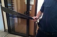 Z maczetą na auto. Wściekły pasażer zatrzymany na Targówku