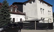 Parafia na Jelonkach znowu buduje. Legalnie?