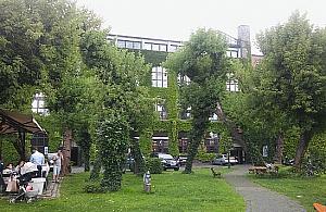 Ekskluzywna stara fabryka. Najmodniejszy adres Woli