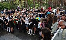 Historia wyryta w szkle. Wyjątkowe miejsce w Miedzeszynie