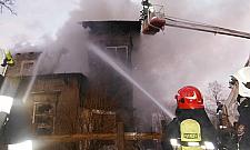 Świdermajery znikają z pejzażu Wawra. "Spalić budę i po kłopocie"