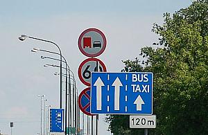 Skrócić buspas na Modlińskiej? "Korki znikną jak za dotknięciem różdżki"