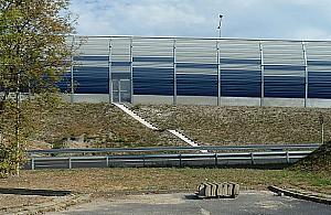 Literacką na S8? Spór na Piaskach