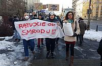 "Chcemy oddycha�!". Foton wci�� truje