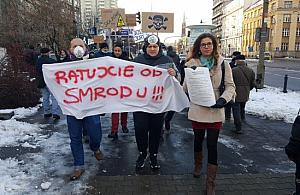 "Chcemy oddychać!". Foton wciąż truje