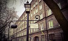 Pyszne pączki i różany skwer dla Kolonii Wawelberga