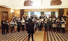 Trzy chóry na Trzech Króli. Niecodzienny koncert w Płudach