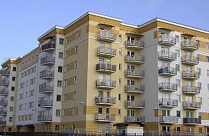 "Na klamkę" obrabiają mieszkania na Białołęce