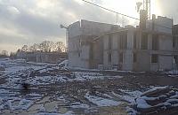 Burmistrz Bia�o��ki przyznaje: s� problemy na budowach szk�