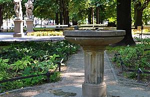 W parkach, skwerkach, przy ulicach. Kranówka opanuje Bemowo