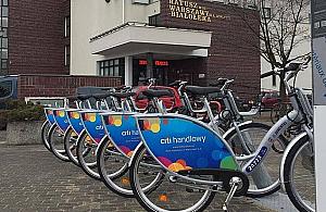 Veturilo wraca. Gdzie i jak wypożyczyć rower?