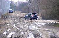 Dziki objazd Górczewskiej. "Szaleńcy się pchają, wyciągają ich traktory"