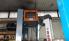 Chytry mechanik z Warszawy. "Spalał zużyty olej silnikowy, produkował żrący dym"