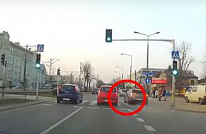 Gaz do dechy i do przodu. Tak się jeździ po Jelonkach