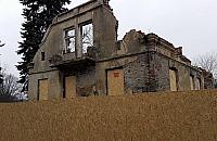 Stuletni dom dogorywa w Winnicy. Warto go ratować?