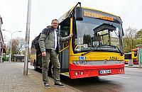 Nie jestem robotem. Misja "rozwesel Warszaw�" trwa