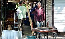 Trwa rozbiórka bazarku przy Conrada. Nieopodal rośnie nowy