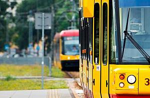 Bójka w tramwaju. Co można zrobić?