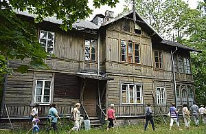 Białołęcki świdermajer: pierwszy krok do remontu za nami