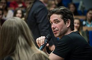 "Despero" na Białołęce. Opowie o... samochodach