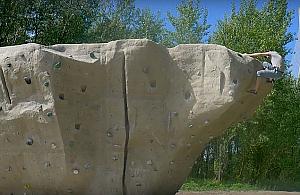 Skałka wspinaczkowa na Białołęce? Nie tylko dla orłów