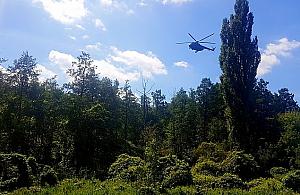 Niebezpieczne mokradła Wawra. 12-godzinna akcja policji