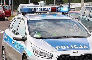 Brutalny napad w Jabłonnie. Mężczyzna stracił blisko 400 tys. zł