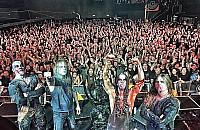 G�o�no wok� Progresji. Nergal: ataki si� nasili�y