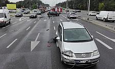 Wypadek na Modlińskiej. Kobieta w szoku