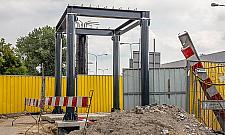 Piesi na schody, kierowcom lżej. Na Płowiecką wraca kładka