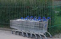 Wózki są wszędzie. "Przecież jest proste rozwiązanie"