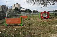 Przy Trasie Toru�skiej powstaje wielki park dla ps�w