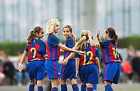Dziewczynki te� mog� zagra� w FC Barcelona