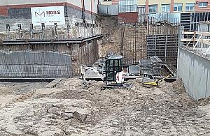 Rośnie basen na Piaskach. Kiedy otwarcie?