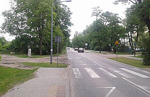 Albo szybko, albo tanio. Jakie opóźnienie na Obrońców Tobruku?