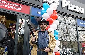 Chuck Norris otworzył pizzerię w Legionowie