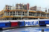 Szko�y w budowie. Z�odzieje nie pr�nuj�