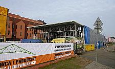 Kolejna Biedronka w naszym krajobrazie. Obok Selgrosa