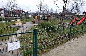 Place zabaw zamknięte. "Dla bezpieczeństwa"