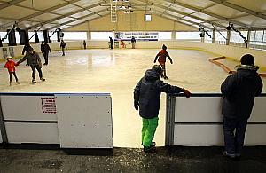 Dokąd na łyżwy? Dwie ślizgawki dla Bemowa