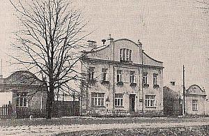 Dzieci do szkoły przychodziły boso albo... w piorunach