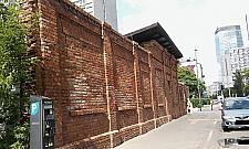 Nowy wieżowiec stanie na zaniedbanej działce