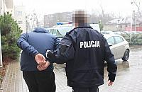 Napad w nocnym na nastolatka. Ukradli nawet buty