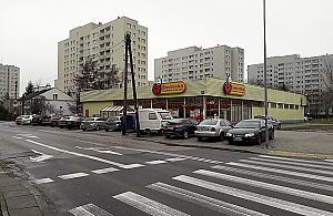 Biedronka paraliżuje Człuchowską? "Proponuję zakaz parkowania"