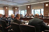 Biorą pieniądze, nie mieszkają w Legionowie? Nielegalni radni