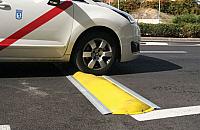 Nowinka na drodze. Progi z cieczy nieniutonowskiej