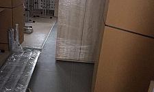 Bareja na Bielanach. Nowe sale puste, dzieci uczą się na korytarzu