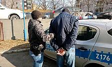 "Drive" na żywo. Zamaskowany złodziej w Wawrze