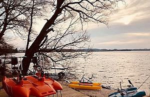 Grill i rowerki wodne. Pierwsza w tym roku impreza na plaży