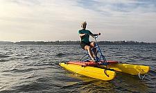 Grill i rowerki wodne. Pierwsza w tym roku impreza na plaży